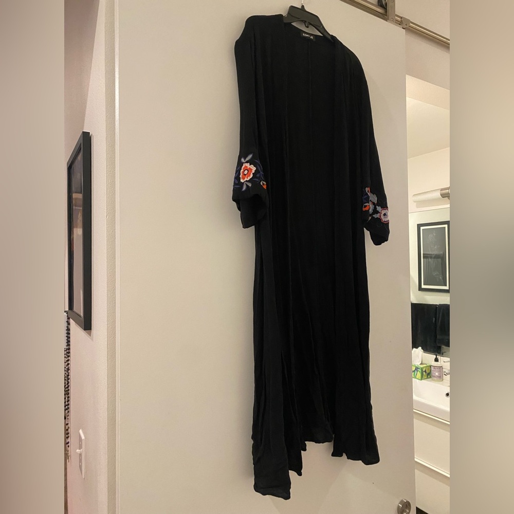 Express Black Kimono with Floral Embroidery - Picture 2 of 5